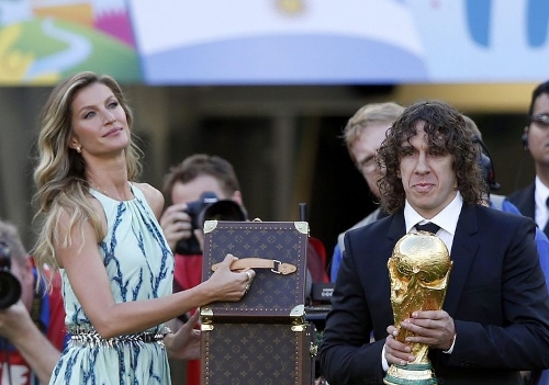 Carles Puyol_Neanderthal.jpg