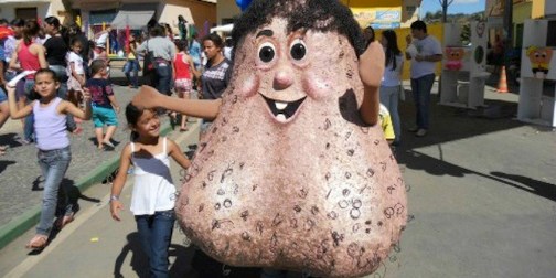 Contro il cancro ai testicoli arriva Mr. Balls_welovemercuri.jpg