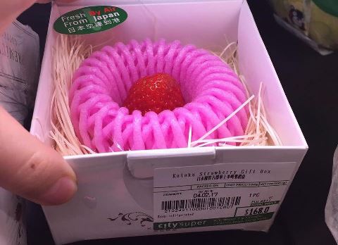 Kotoka Strawberry Gift Box_Hong Kong_welovemercuri.jpg