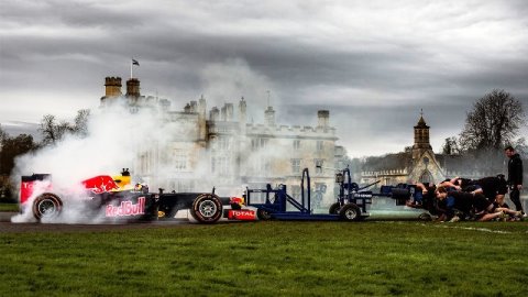 Red Bull F1 vs Bath Rugby_welovemercuri.jpg