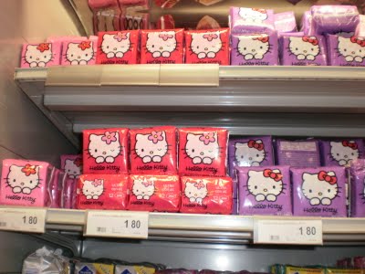 assorbenti Hello Kitty.JPG