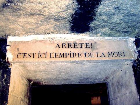 catacombe_Parigi_welovemercuri_entrata.jpg