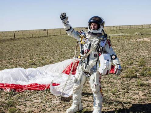 felix Baumgartner salto supersonico.jpg