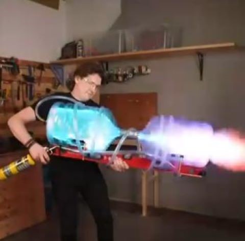 plasma_gun_welovemercuri.jpg