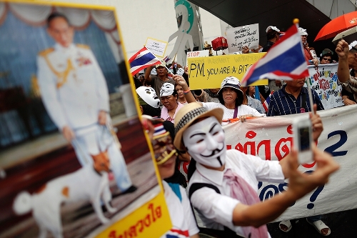 proteste thailandia_welovemercuri.jpg
