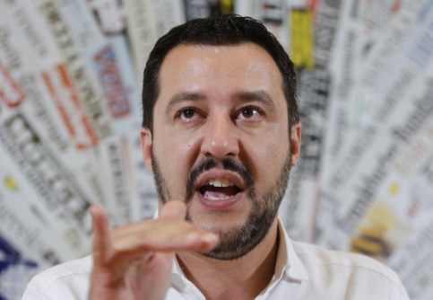 salvini_fermerà_italia.jpg