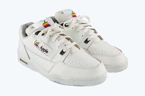 scarpe-apple-asta.jpg